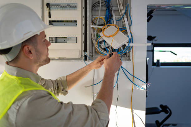 Best Commercial Electrician Services  in Soh Weber, UT